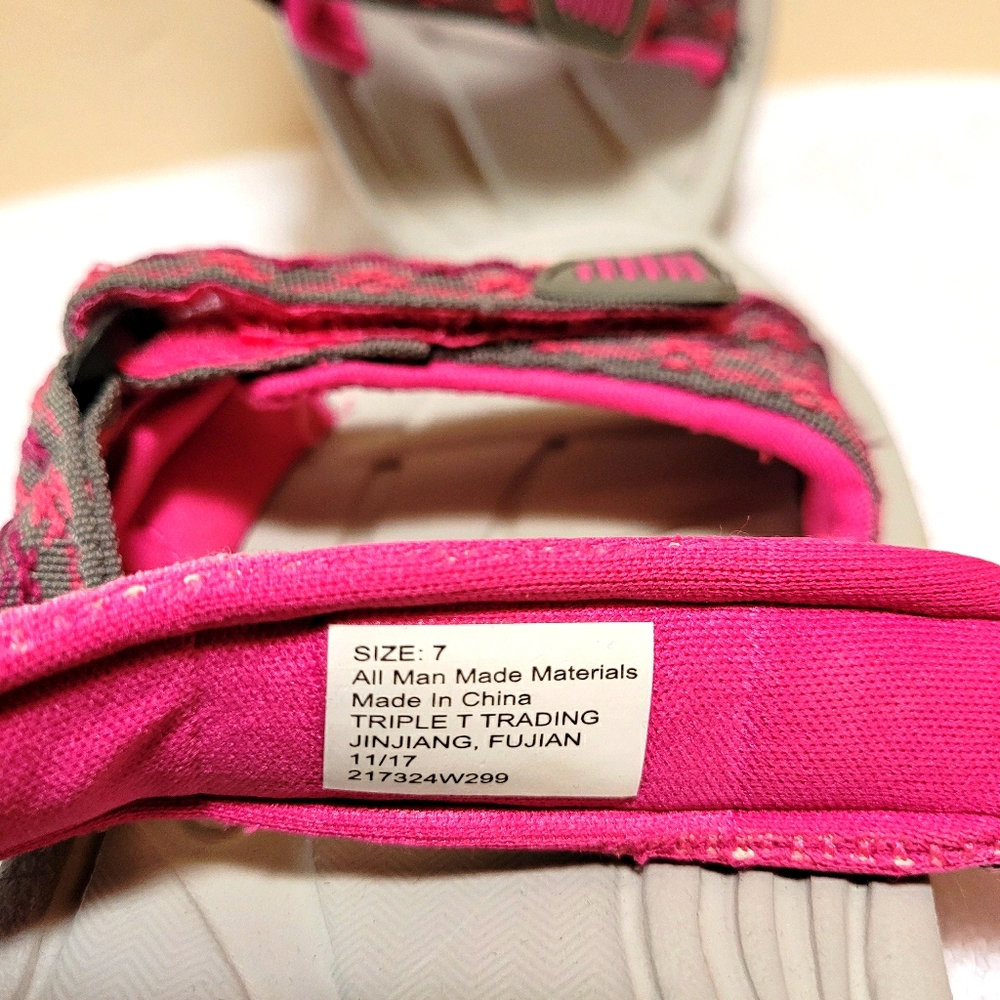 Sandals - Picture 5 of 5
